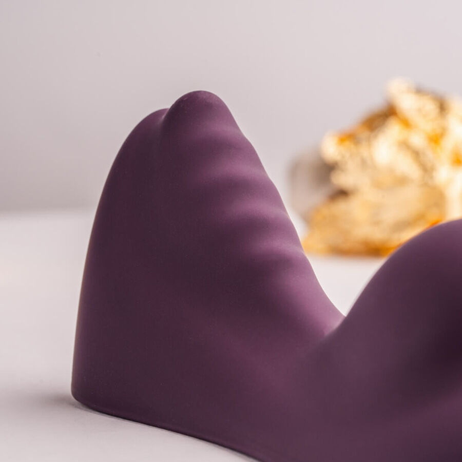 ROCKS-OFF - VIBRATEUR ASSIS VIOLET RUBY GLOW – Image 2