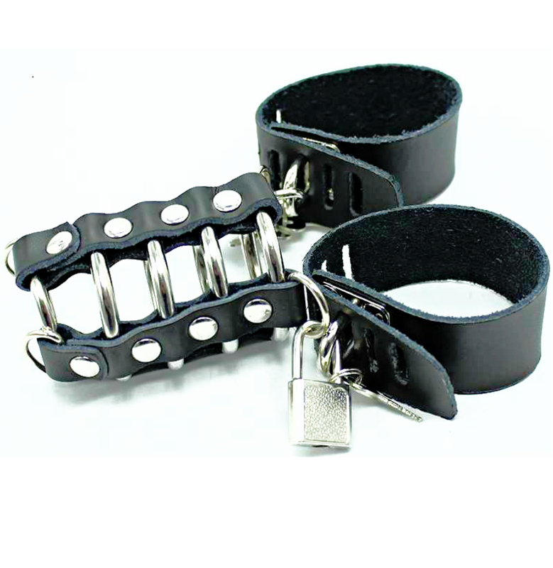 OHMAMA FETISH - CAGE PÉNIS AVEC ANNEAUX MÉTALLIQUES ET SANGLE EN CUIR – Image 2