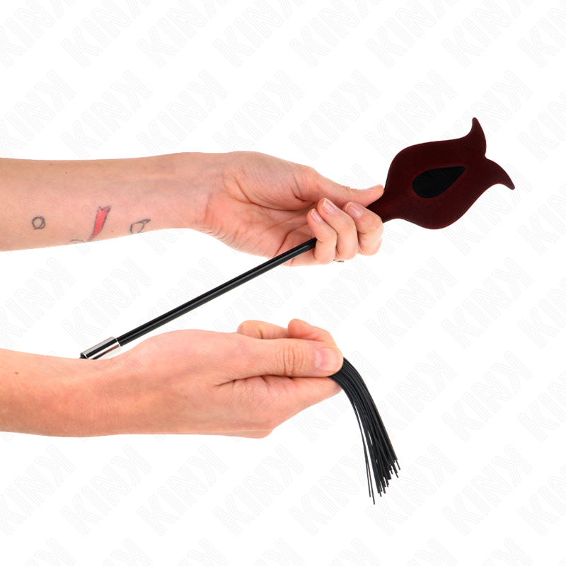 KINK - Fouet à pompon en silicone forme rose 45 cm – Image 4