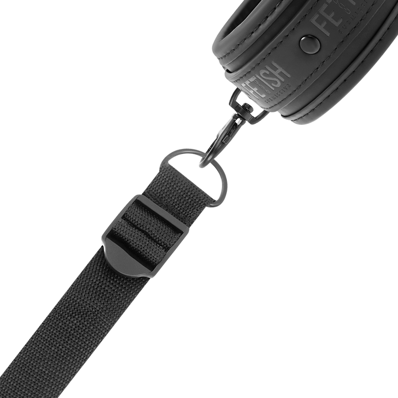 FETISH SUBMISSIVE - ENSEMBLE DE MENOTTES ET LIENS AVEC DOUBLURE EN NOPRÈNE – Image 6